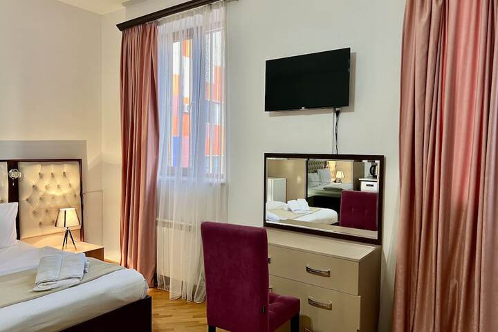 Room 29 of 113