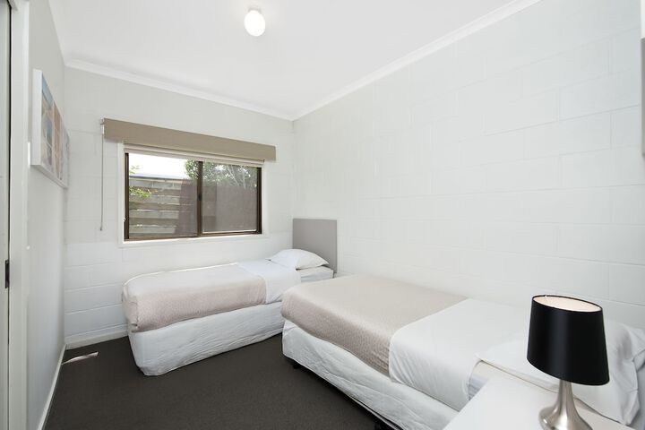 Room 3 of 59