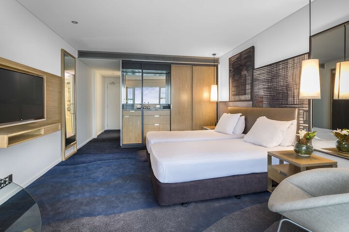 Room 25 of 110