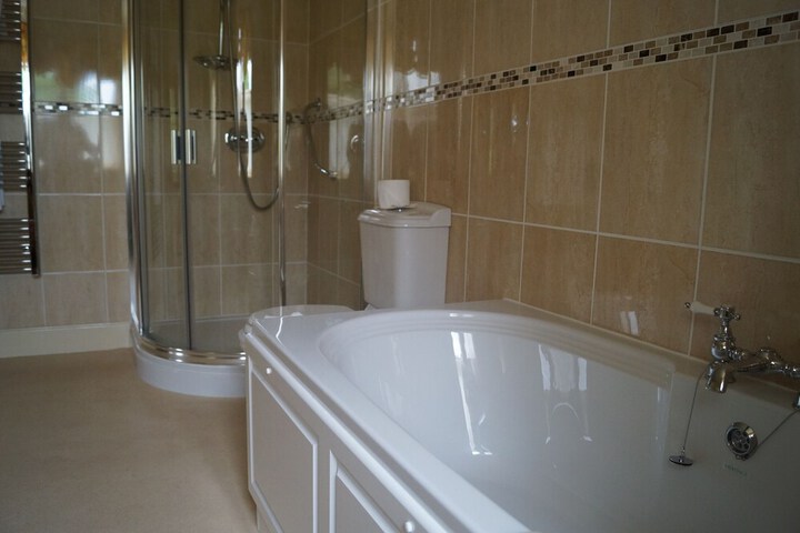 Room 10 of 46