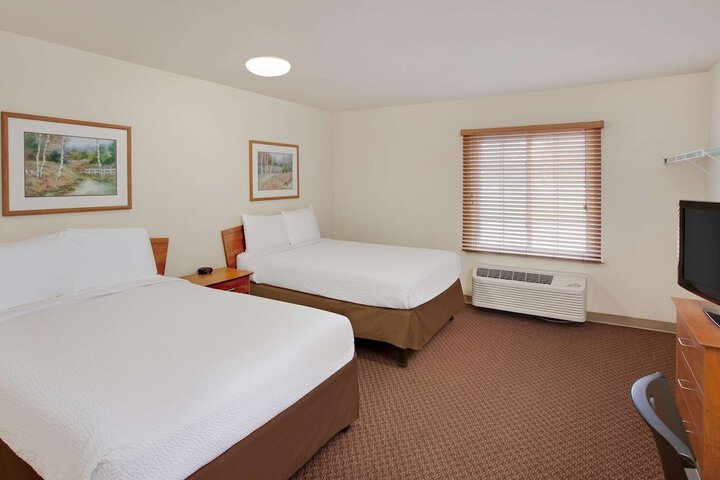 Room 16 of 35