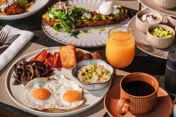 Breakfast/Coffee Service 119 of 144
