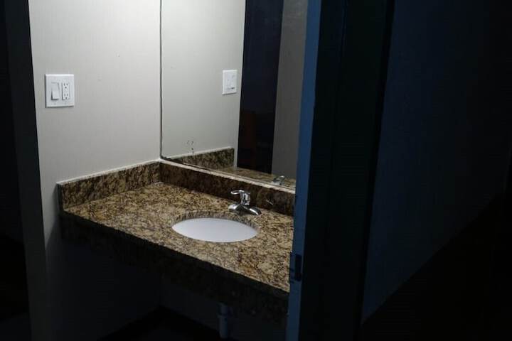 Photo of Peachtree Inn & suites