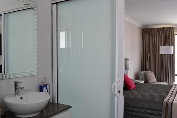 Room 49 of 74