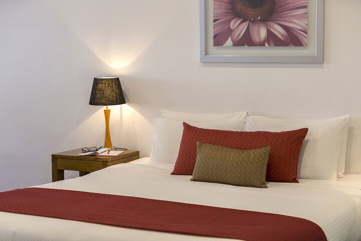 Room 10 of 78