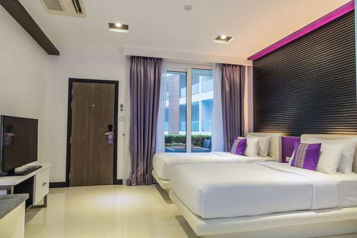 Room 12 of 70