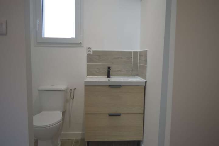 Room 73 of 92