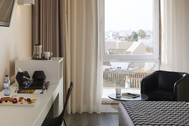 Room 21 of 53