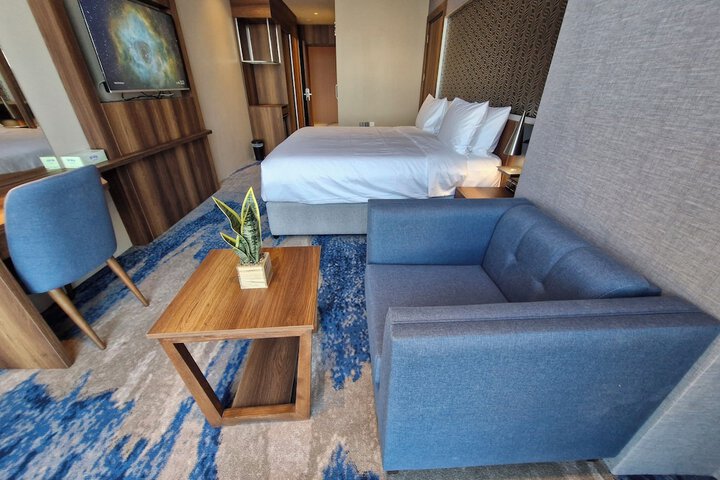 Room 29 of 62