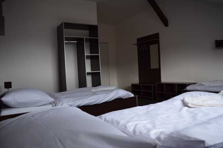 Room 36 of 90