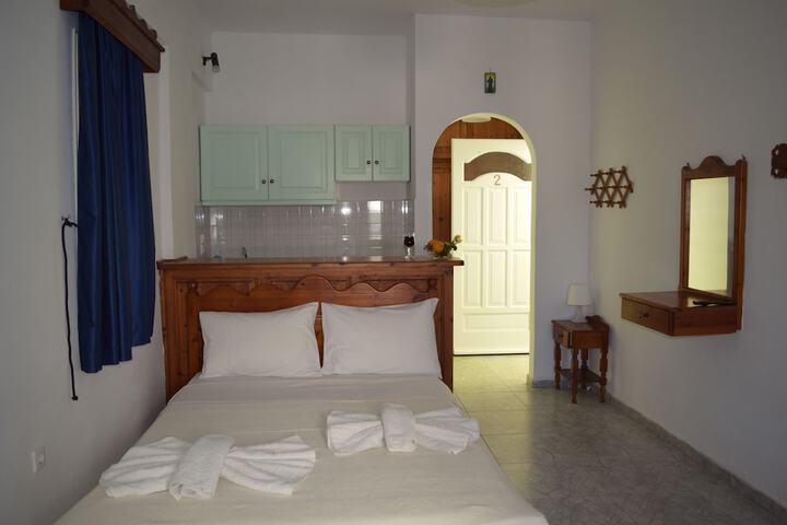Room 4 of 64