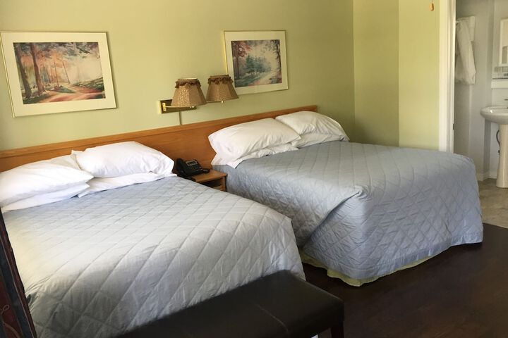 Room 4 of 38
