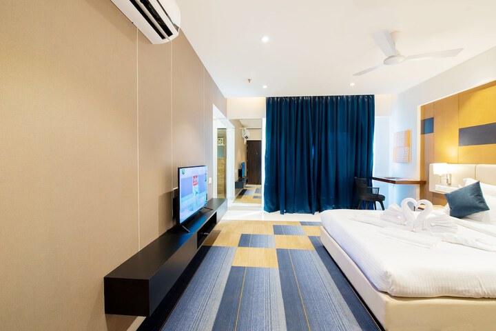 Room 11 of 49