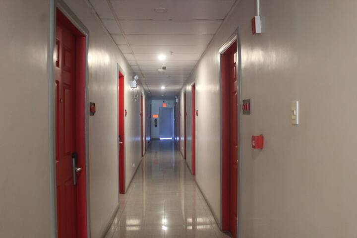 Ballroom/Hall 15 of 15