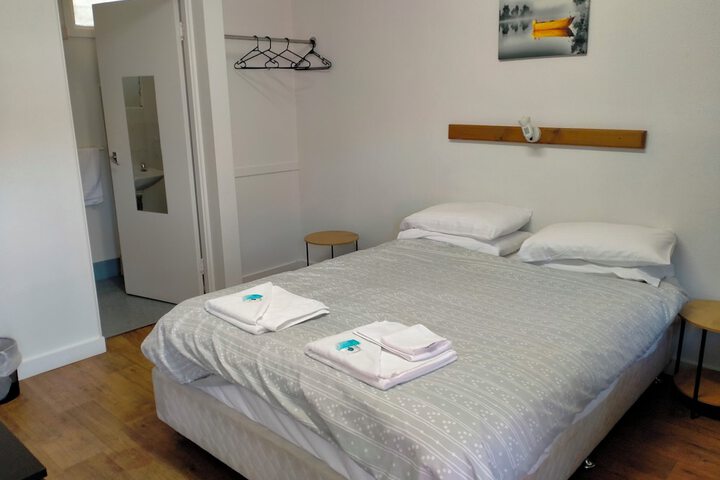 Room 13 of 49