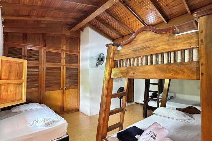 Room 30 of 59