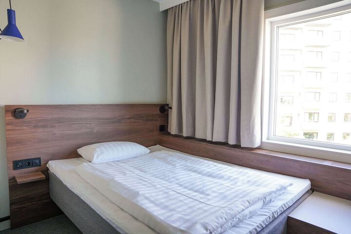 Room 22 of 57