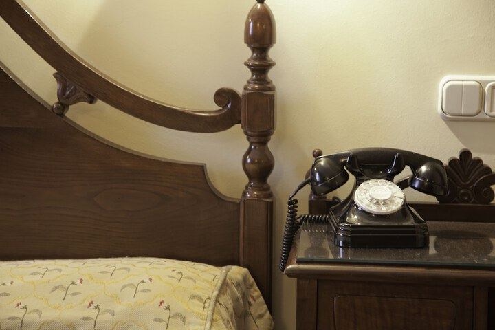 Room 16 of 52