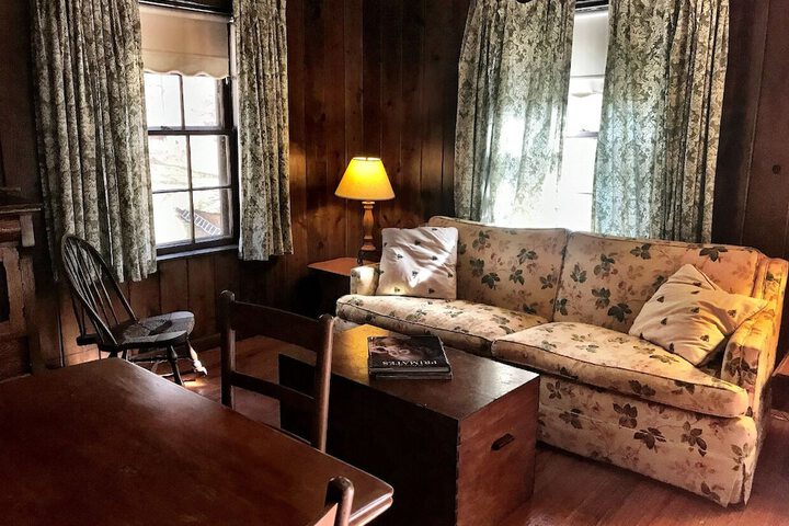 Room 21 of 61