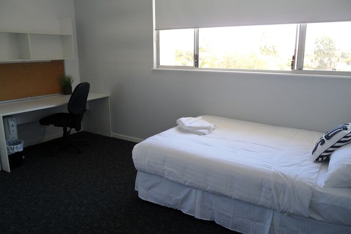 Room 19 of 25