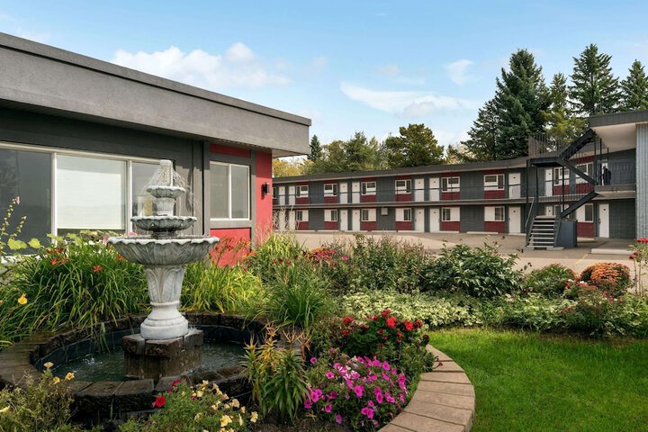 Hotel 37 of 37