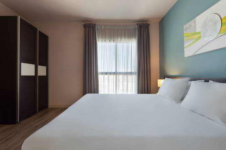 Room 9 of 49