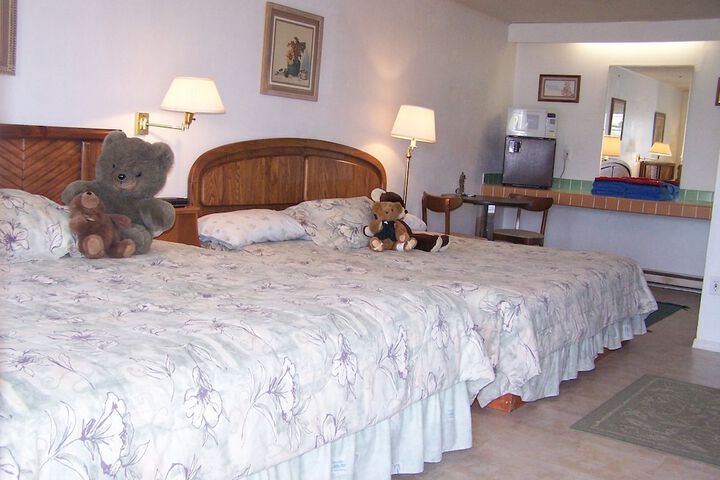 Room 12 of 90
