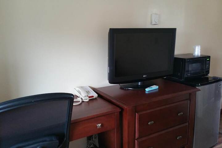 Room 12 of 24