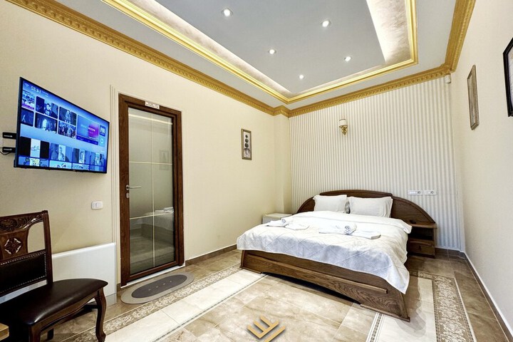 Room 28 of 121