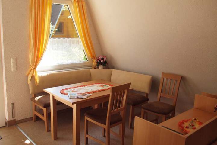 Room 11 of 20