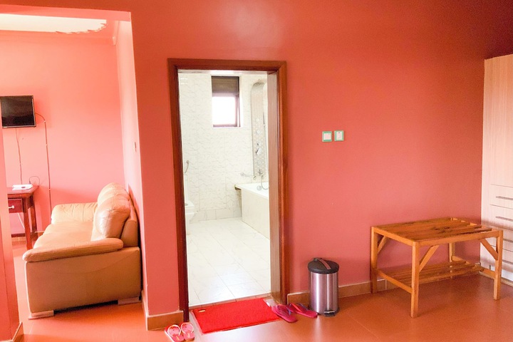 Room 40 of 226