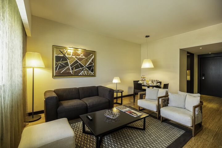 Room 21 of 82