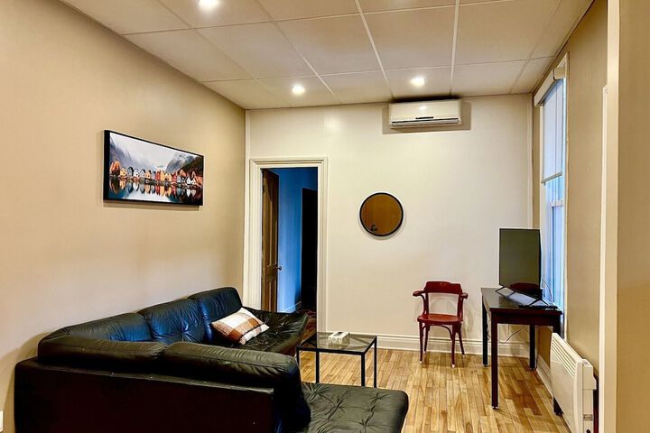 Room 28 of 49