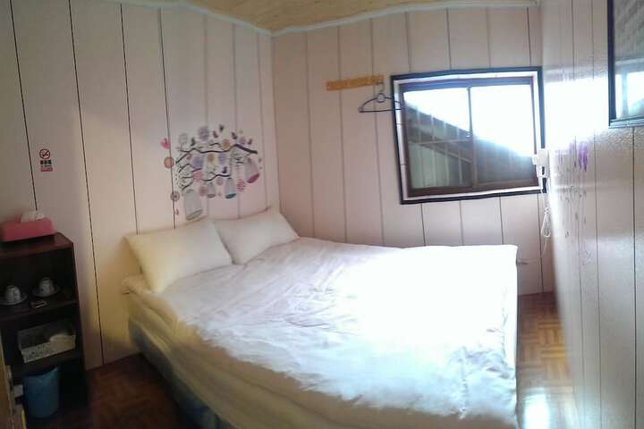 Room 5 of 41