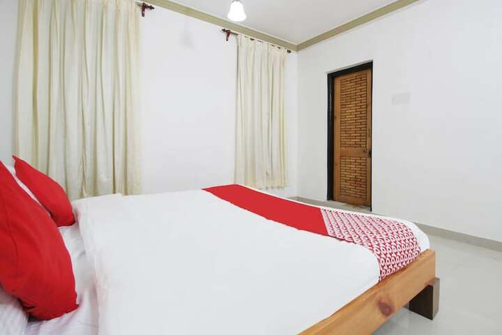 Room 16 of 29