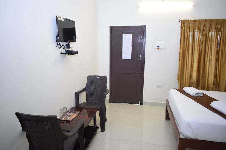 Room 15 of 29
