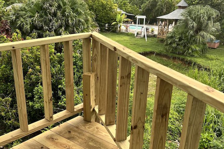 Sundeck 66 of 105