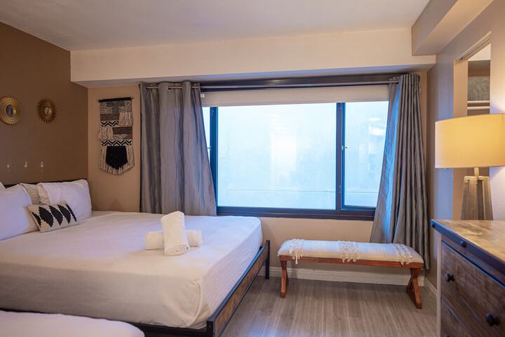 Room 8 of 63