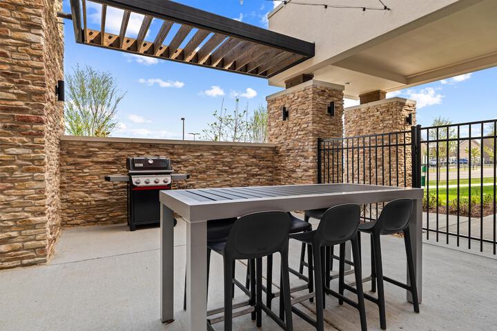 Terrace/Patio 38 of 43