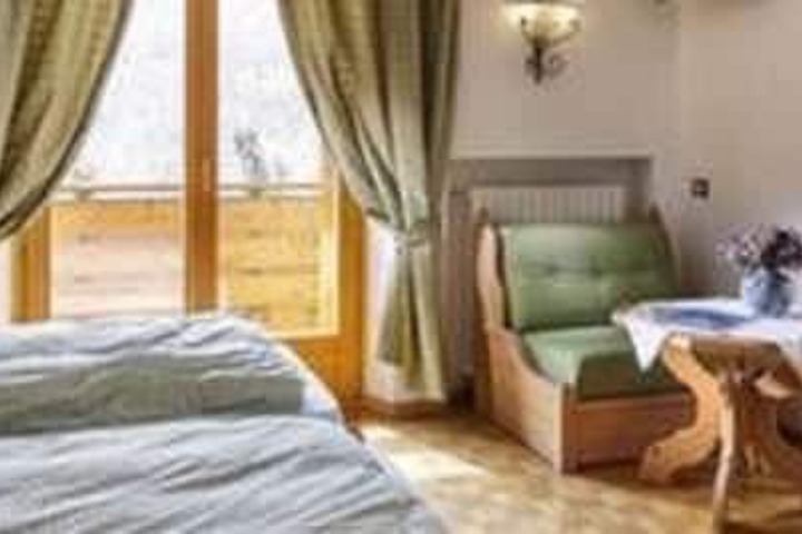 Room 3 of 24
