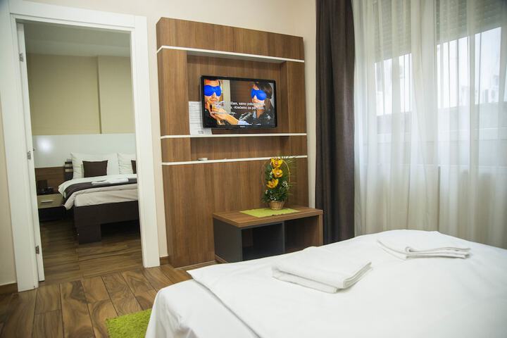 Room 47 of 69