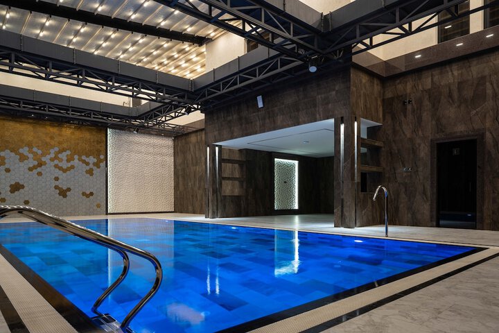 Pool 56 of 114