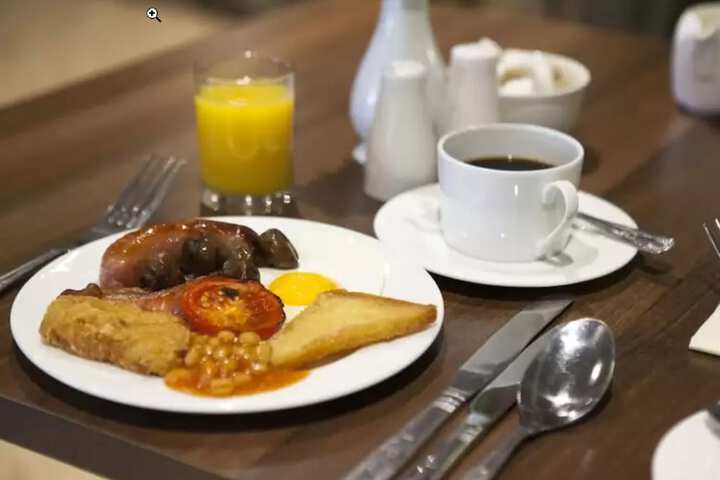 Breakfast/Coffee Service 17 of 49