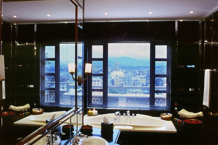 Room 20 of 121