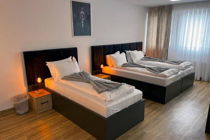 Room 3 of 23