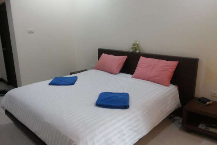 Room 2 of 46