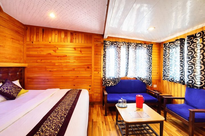 Room 27 of 48