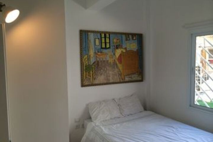 Room 28 of 81