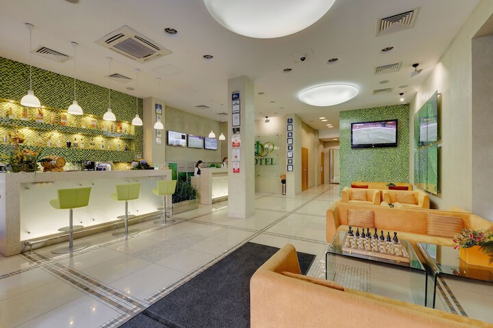 Guest Lobby