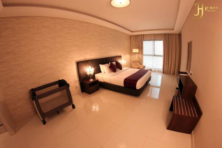 Room 17 of 62